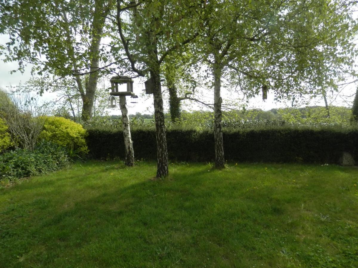 La Petite Cretouffiere - Naturiste Accommodation - Adult Only Colombiers-du-Plessis Esterno foto