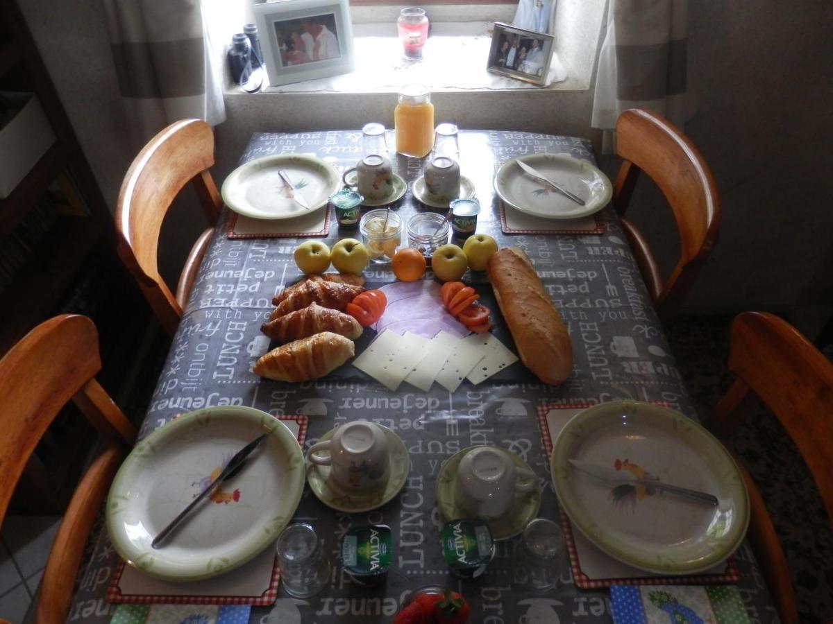La Petite Cretouffiere - Naturiste Accommodation - Adult Only Colombiers-du-Plessis Esterno foto